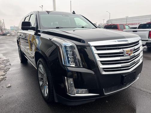 2017 Cadillac Escalade ESV Platinum