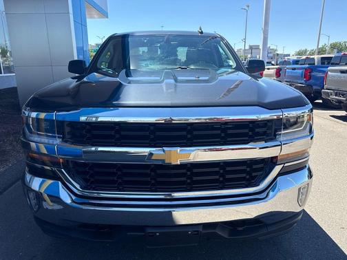 Graphite Metallic 2019 Chevrolet Silverado 1500 1LT
