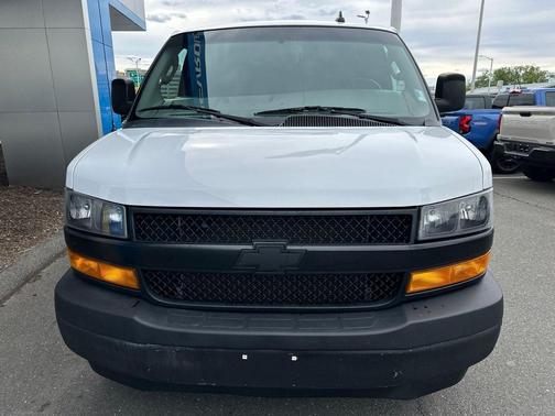 Summit White 2021 Chevrolet Express 2500 Work Van