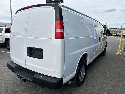 Summit White 2021 Chevrolet Express 2500 Work Van