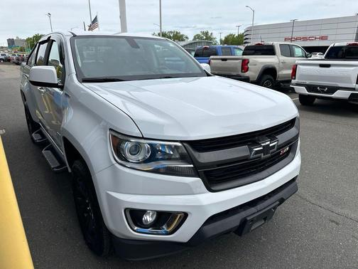 Summit White 2019 Chevrolet Colorado Z71