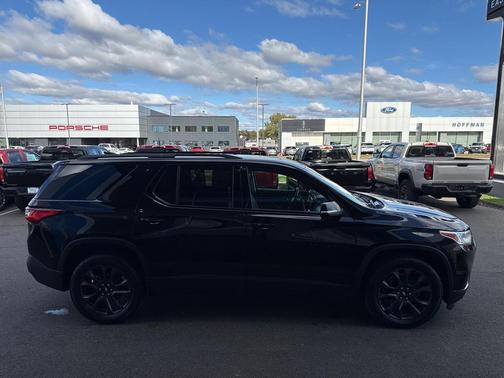 2021 Chevrolet Traverse RS