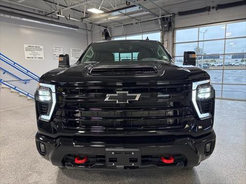 2025 Chevrolet Silverado 3500 LTZ