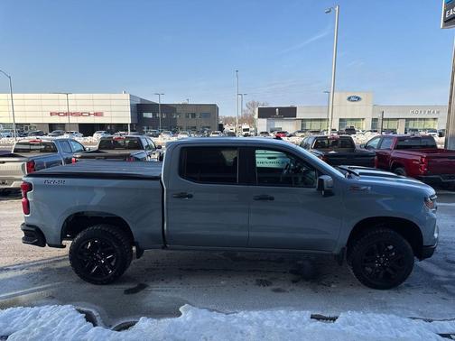 2023 Chevrolet Silverado 1500 Custom Trail Boss