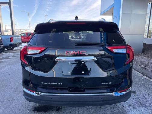 2022 GMC Terrain SLT