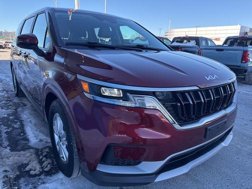 2023 Kia Carnival LX