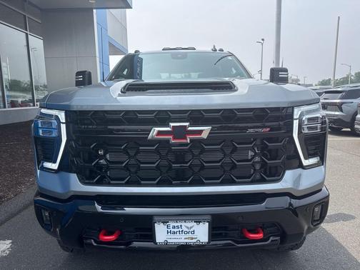 2025 Chevrolet Silverado 2500 4WD Crew Cab Standard Bed ZR2