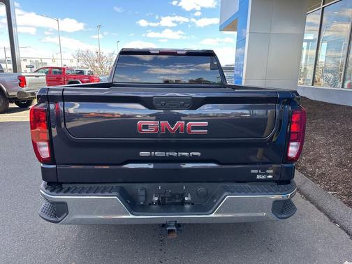 2022 GMC Sierra 1500 SLE