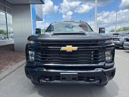 2024 Chevrolet Silverado 2500 Custom