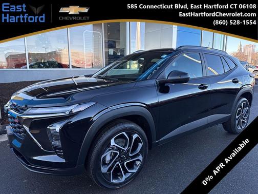 Mosaic Black Metallic 2026 Chevrolet Trax FWD 2RS