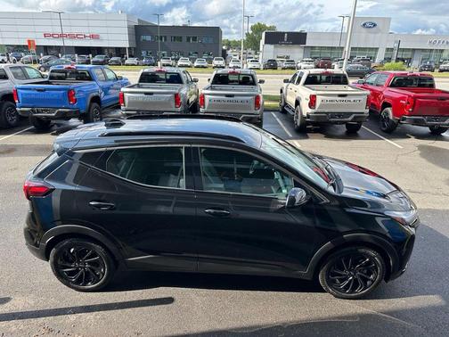 Mosaic Black Metallic 2027 Chevrolet Bolt RS FWD