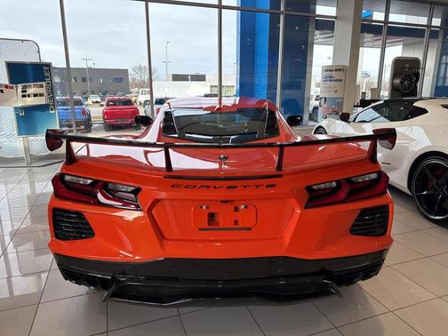 2026 Chevrolet Corvette Stingray w/2LT