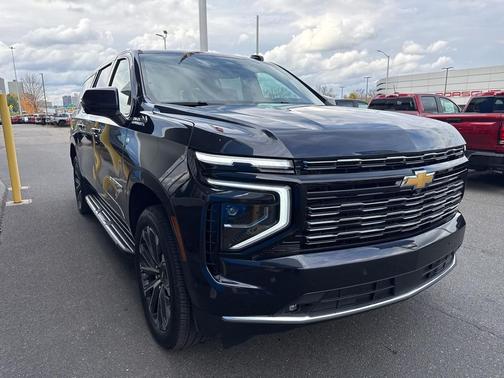 2025 Chevrolet Suburban 4WD High Country