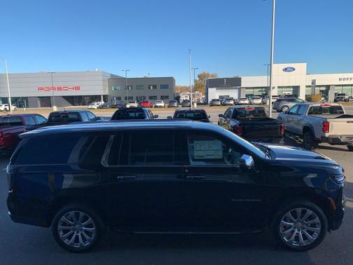 2025 Chevrolet Suburban Premier