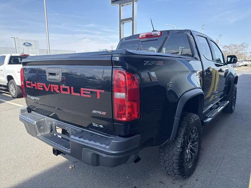Black 2022 Chevrolet Colorado ZR2