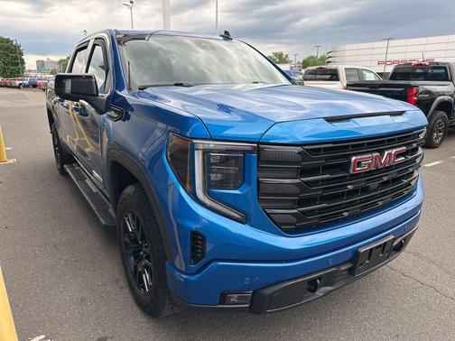 Dynamic Blue Metallic 2024 GMC Sierra 1500 Elevation