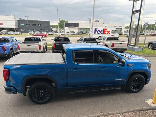 Dynamic Blue Metallic 2024 GMC Sierra 1500 Elevation