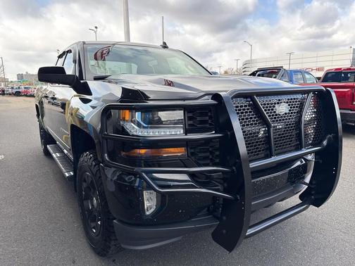 2017 Chevrolet Silverado 1500 2LT