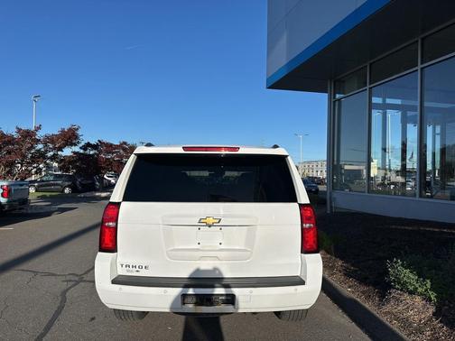 Summit White 2019 Chevrolet Tahoe LT