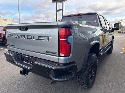 2026 Chevrolet Silverado 2500 Crew Cab, Standard Bed, XR2, 4WD