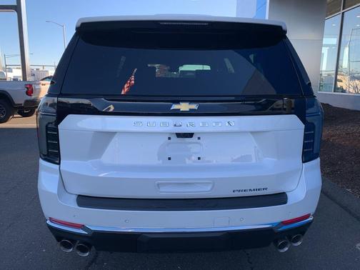2025 Chevrolet Suburban Premier