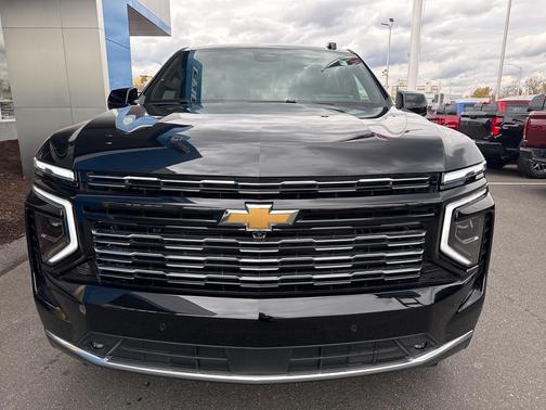 2025 Chevrolet Suburban 4WD High Country