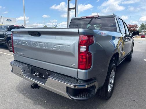 Sterling Gray Metallic 2026 Chevrolet Silverado 1500 LT