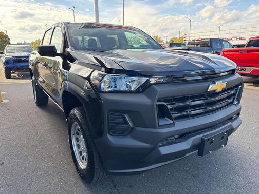2025 Chevrolet Colorado WT