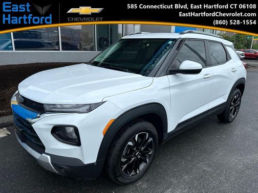 Summit White 2021 Chevrolet Trailblazer LT