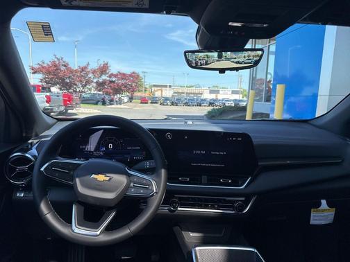 Mosaic Black Metallic 2026 Chevrolet Equinox 1LT