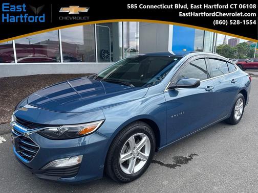 Lakeshore Blue Metallic 2024 Chevrolet Malibu 1LS