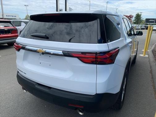 2022 Chevrolet Traverse LS