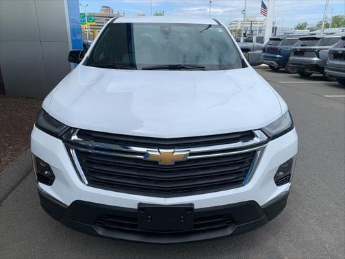 2022 Chevrolet Traverse LS