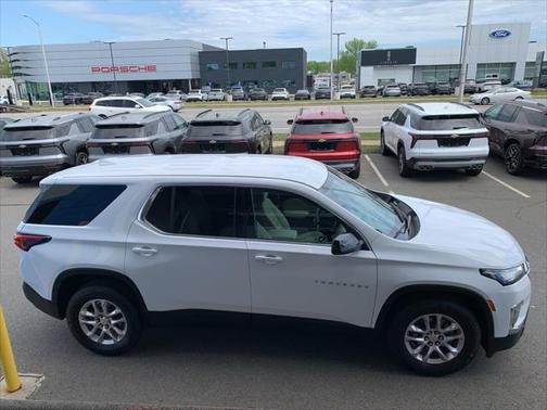 2022 Chevrolet Traverse LS