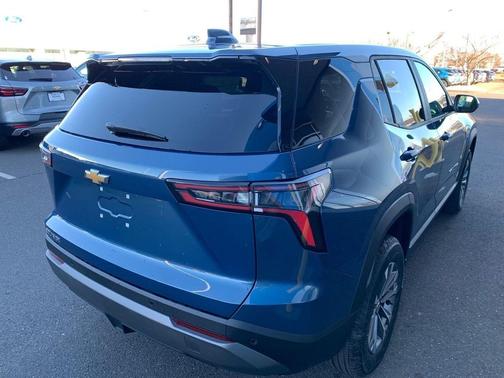 Lakeshore Blue 2026 Chevrolet Equinox 1LT