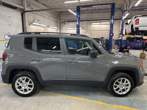 2022 Jeep Renegade Latitude