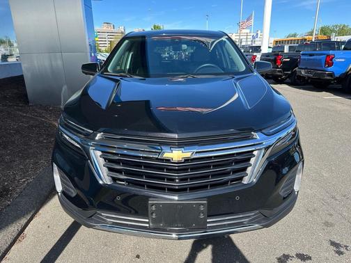 Mosaic Black Metallic 2024 Chevrolet Equinox 1LT