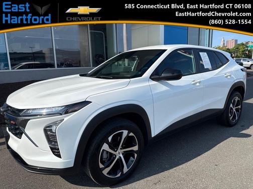 Summit White 2024 Chevrolet Trax FWD 1RS