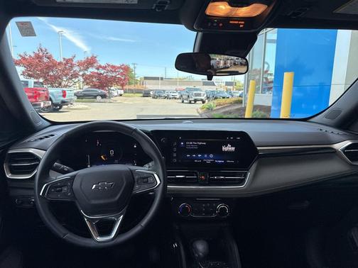 Summit White 2024 Chevrolet Trailblazer ACTIV