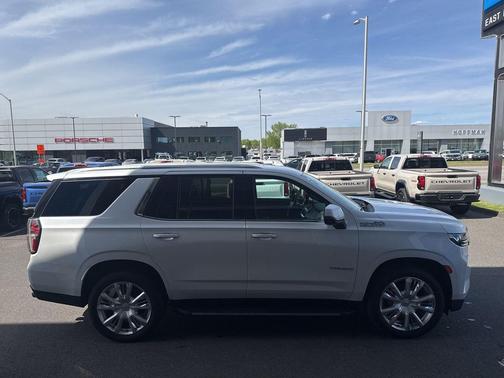 Iridescent Pearl Tricoat 2021 Chevrolet Tahoe 4WD High Country