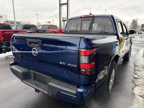 2022 Nissan Frontier SV