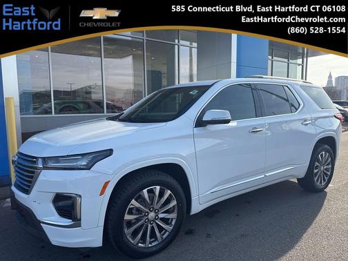 Summit White 2023 Chevrolet Traverse Premier