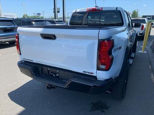2025 Chevrolet Colorado ZR2