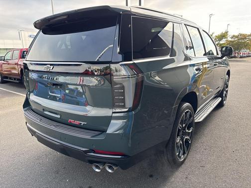 2026 Chevrolet Tahoe 4WD RST