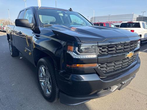 2018 Chevrolet Silverado 1500 Custom