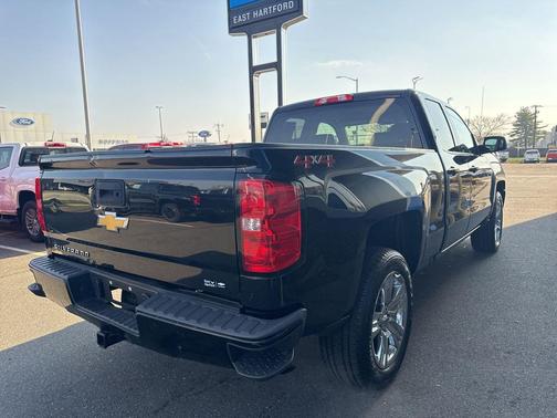 2018 Chevrolet Silverado 1500 Custom