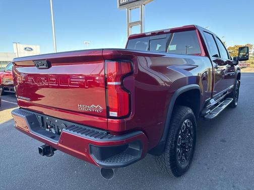 2025 Chevrolet Silverado 2500 High Country