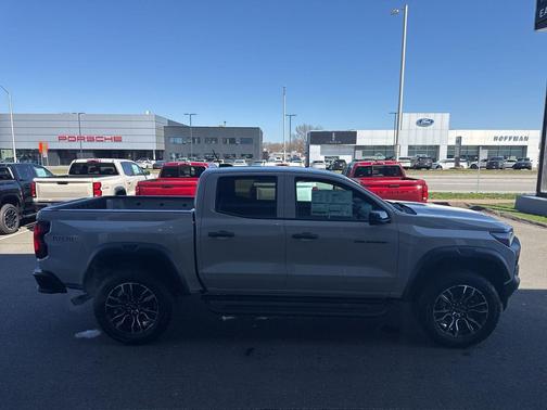 Summit White 2026 Chevrolet Colorado Trail Boss