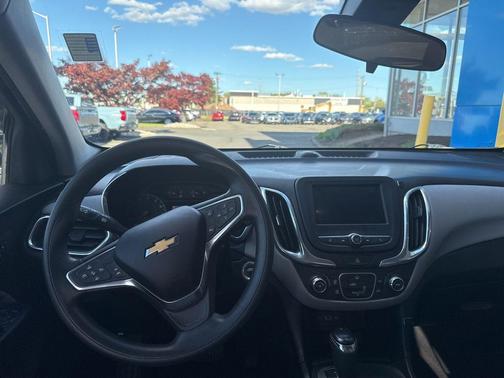 Midnight Blue Metallic 2020 Chevrolet Equinox LS