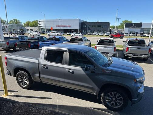 Satin Steel Metallic 2021 Chevrolet Silverado 1500 RST